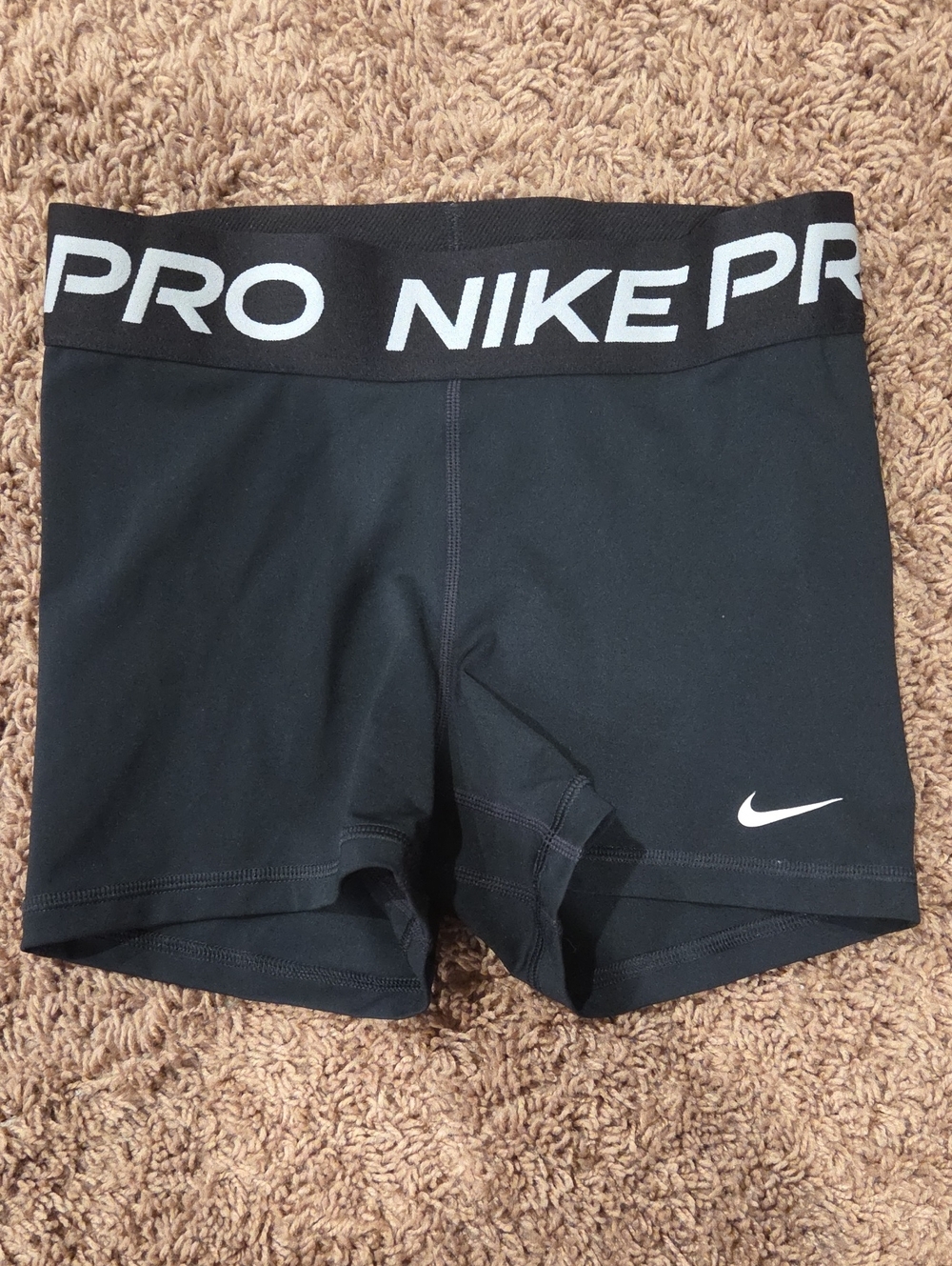 Nike PRO Black Athletic Compression Shorts szS